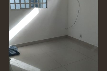 Casa para alugar com 241m², 3 quartos e 3 vagas Casa para alugar com 241m², 3 quartos e 3 vagasSala