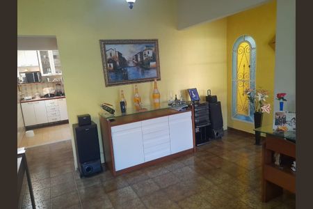 Sala de casa para alugar com 3 quartos, 241m² em Campo Grande, Rio de Janeiro