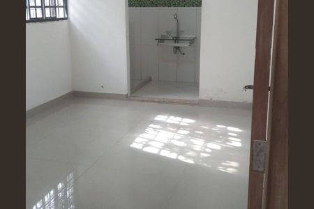 Casa para alugar com 241m², 3 quartos e 3 vagas Casa para alugar com 241m², 3 quartos e 3 vagasSala