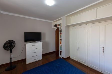 Apartamento à venda com 561m², 5 quartos e 2 vagas Apartamento à venda com 561m², 5 quartos e 2 vagasQuarto 2