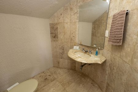 Banheiro 2 de apartamento à venda com 5 quartos, 561m² em Santo Antônio, Belo Horizonte