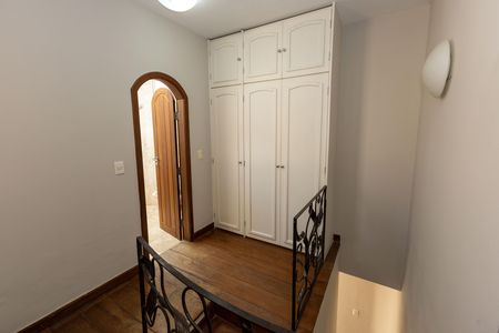 Hall para a Cobertura de apartamento à venda com 5 quartos, 561m² em Santo Antônio, Belo Horizonte