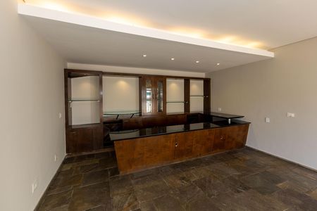 Apartamento à venda com 561m², 5 quartos e 2 vagas Apartamento à venda com 561m², 5 quartos e 2 vagasCobertura