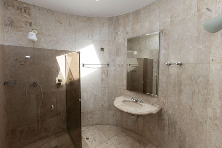 Apartamento à venda com 561m², 5 quartos e 2 vagas Apartamento à venda com 561m², 5 quartos e 2 vagasBanheiro da Cobertura