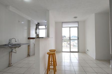 Sala/Cozinha de apartamento para alugar com 2 quartos, 52m² em Anil, Rio de Janeiro