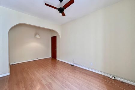 Sala  de apartamento para alugar com 2 quartos, 86m² em Copacabana, Rio de Janeiro