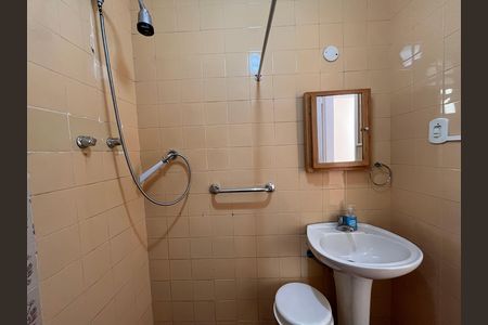 Apartamento para alugar com 86m², 2 quartos e sem vaga Apartamento para alugar com 86m², 2 quartos e sem vagaBanheiro da Suíte