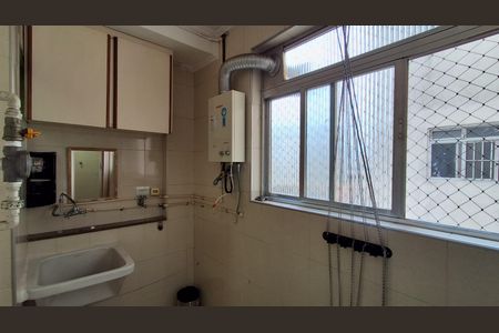 Área de Serviço de apartamento para alugar com 2 quartos, 82m² em Santo Antônio, São Caetano do Sul