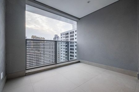 Studio à venda com 29m², 1 quarto e 1 vaga Studio à venda com 29m², 1 quarto e 1 vagaStudio - Varanda