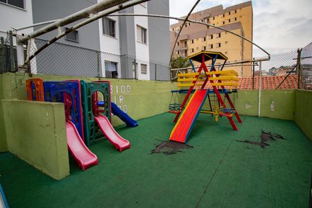 Apartamento à venda com 48m², 2 quartos e 1 vaga Apartamento à venda com 48m², 2 quartos e 1 vagaÁrea comum - Playground