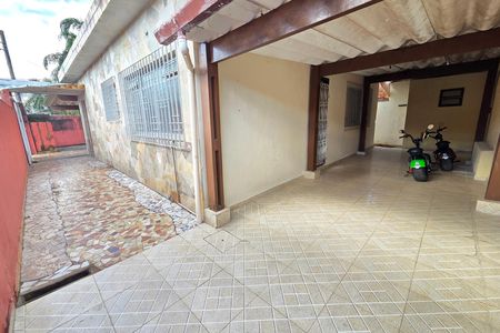 Garagem de casa para alugar com 3 quartos, 249m² em Cidade Ocian, Praia Grande