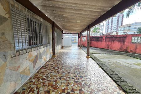 Casa para alugar com 249m², 3 quartos e 5 vagas Casa para alugar com 249m², 3 quartos e 5 vagasGaragem