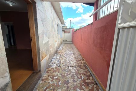 Casa para alugar com 249m², 3 quartos e 5 vagas Casa para alugar com 249m², 3 quartos e 5 vagasQuintal