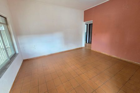 Casa para alugar com 249m², 3 quartos e 5 vagas Casa para alugar com 249m², 3 quartos e 5 vagasSala
