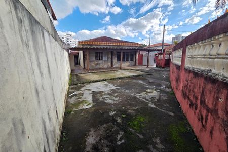 Casa para alugar com 249m², 3 quartos e 5 vagas Casa para alugar com 249m², 3 quartos e 5 vagasQuintal