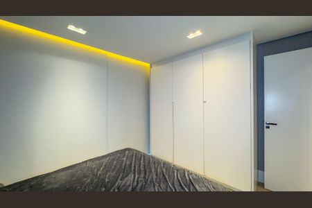 Apartamento à venda com 420m², 4 quartos e 5 vagas Apartamento à venda com 420m², 4 quartos e 5 vagasQuarto 4 - Suíte