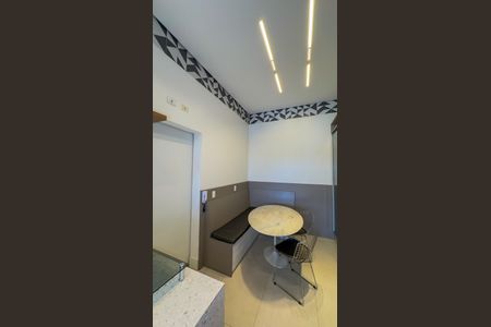 Apartamento à venda com 420m², 4 quartos e 5 vagas Apartamento à venda com 420m², 4 quartos e 5 vagasEscritório