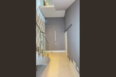 Apartamento à venda com 420m², 4 quartos e 5 vagas Apartamento à venda com 420m², 4 quartos e 5 vagasEscada