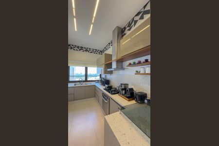 Apartamento à venda com 420m², 4 quartos e 5 vagas Apartamento à venda com 420m², 4 quartos e 5 vagasCozinha
