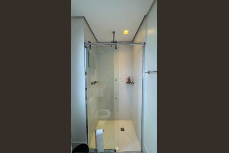 Apartamento à venda com 420m², 4 quartos e 5 vagas Apartamento à venda com 420m², 4 quartos e 5 vagasBanheiro da Suíte 2