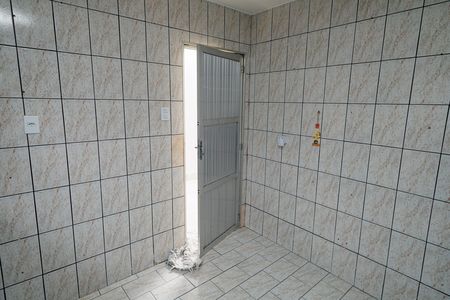 Casa à venda com 55m², 2 quartos e 1 vaga Casa à venda com 55m², 2 quartos e 1 vagaCozinha