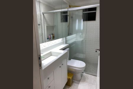 Apartamento à venda com 95m², 3 quartos e 2 vagas Apartamento à venda com 95m², 3 quartos e 2 vagasBanheiro