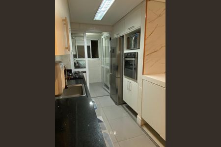 Apartamento à venda com 95m², 3 quartos e 2 vagas Apartamento à venda com 95m², 3 quartos e 2 vagasCozinha