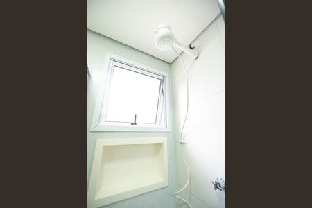 Apartamento para alugar com 39m², 2 quartos e 1 vaga Apartamento para alugar com 39m², 2 quartos e 1 vagaBanheiro social