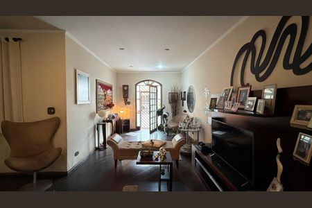 Casa à venda com 5 quartos, 250m² em Mooca, São Paulo