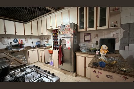 Casa à venda com 250m², 5 quartos e 2 vagas