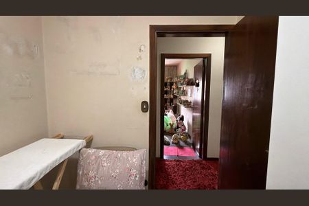 Casa à venda com 250m², 5 quartos e 2 vagas