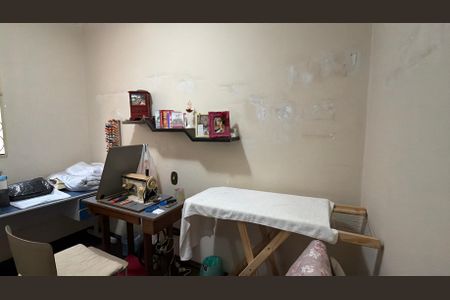 Casa à venda com 250m², 5 quartos e 2 vagas