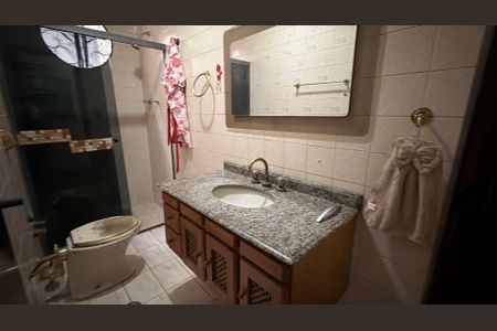 Casa à venda com 250m², 5 quartos e 2 vagas
