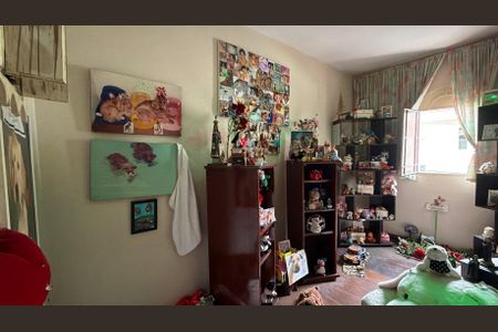 Casa à venda com 250m², 5 quartos e 2 vagas
