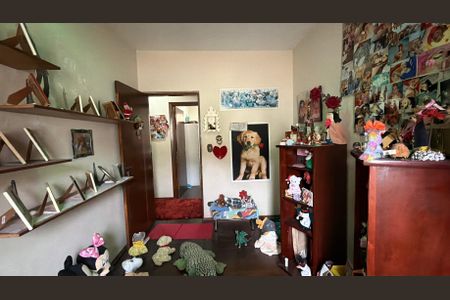 Casa à venda com 250m², 5 quartos e 2 vagas