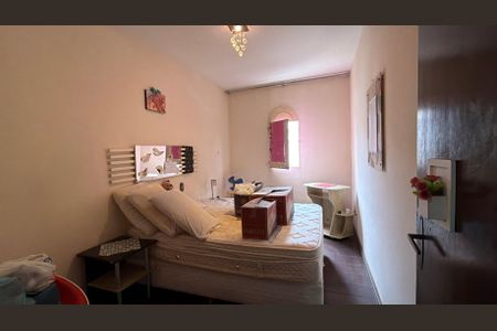 Casa à venda com 250m², 5 quartos e 2 vagas