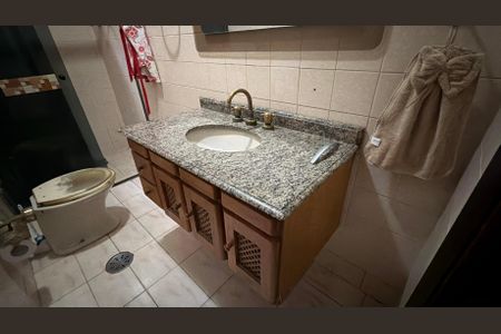 Casa à venda com 250m², 5 quartos e 2 vagas