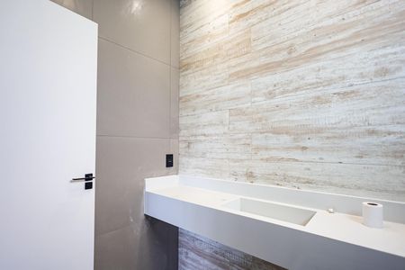Casa de condomínio para alugar com 390m², 5 quartos e 10 vagas Casa de condomínio para alugar com 390m², 5 quartos e 10 vagasBanheiro