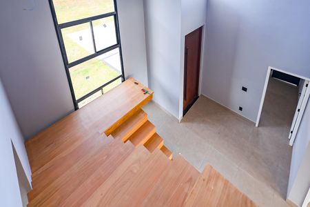Casa de condomínio para alugar com 390m², 5 quartos e 10 vagas Casa de condomínio para alugar com 390m², 5 quartos e 10 vagasEscadaria