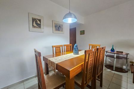 Apartamento para alugar com 144m², 3 quartos e 1 vaga