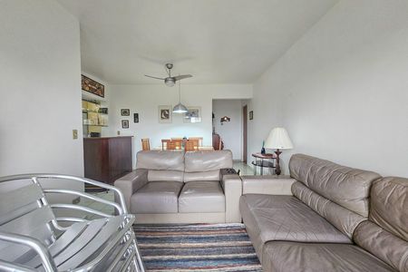 Apartamento para alugar com 144m², 3 quartos e 1 vaga