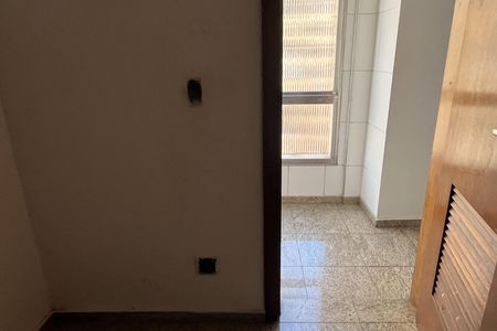 Apartamento para alugar com 150m², 3 quartos e 1 vaga Apartamento para alugar com 150m², 3 quartos e 1 vagaQuarto de Serviço