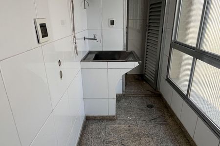 Apartamento para alugar com 150m², 3 quartos e 1 vaga Apartamento para alugar com 150m², 3 quartos e 1 vagaÁrea de Serviço