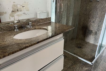 Apartamento para alugar com 150m², 3 quartos e 1 vaga Apartamento para alugar com 150m², 3 quartos e 1 vagaBanheiro