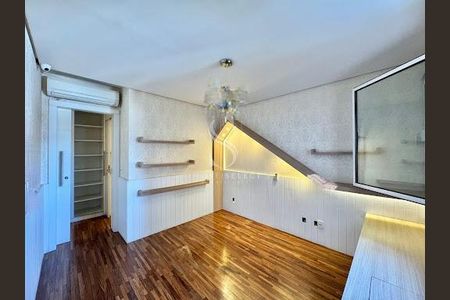 Apartamento à venda com 209m², 3 quartos e 4 vagas