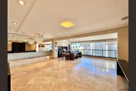 Apartamento à venda com 209m², 3 quartos e 4 vagas