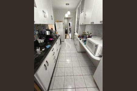 Apartamento à venda com 3 quartos, 131m² em Vila Gumercindo, São Paulo