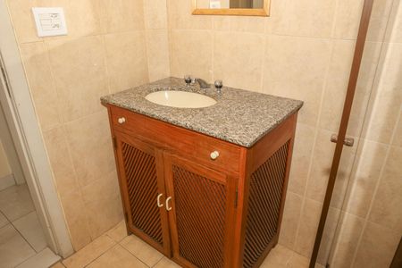 Casa à venda com 90m², 2 quartos e 1 vagaBanheiro