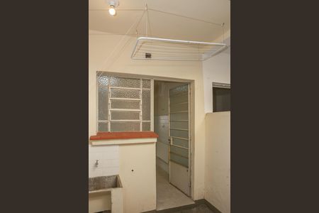 Casa à venda com 90m², 2 quartos e 1 vagaÁrea de Serviço