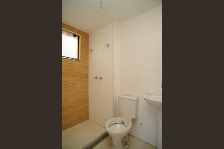 Casa de condomínio para alugar com 118m², 3 quartos e 2 vagas Casa de condomínio para alugar com 118m², 3 quartos e 2 vagasBanheiro do Quarto 2